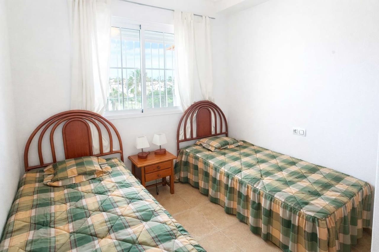 2 bedroom Apartment for sale in Villamartin - € 149,950 (Ref: 9941807)