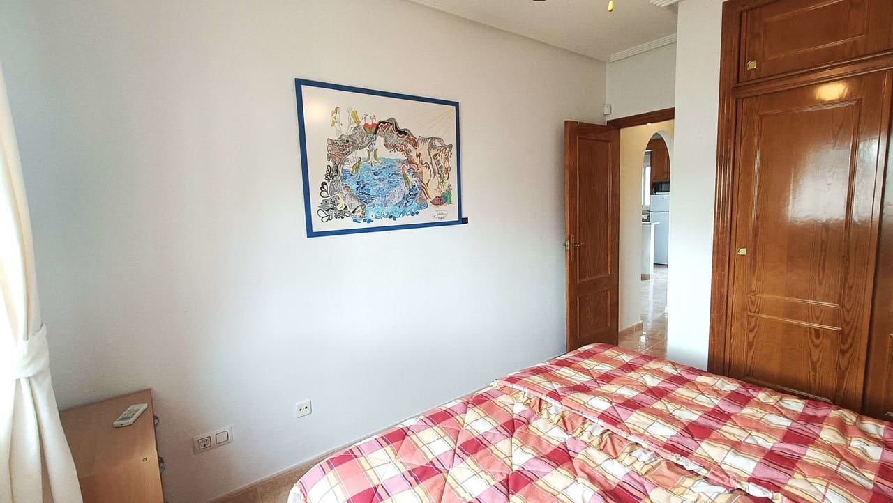 2 bedroom Apartment for sale in Villamartin - € 149,950 (Ref: 9941807)