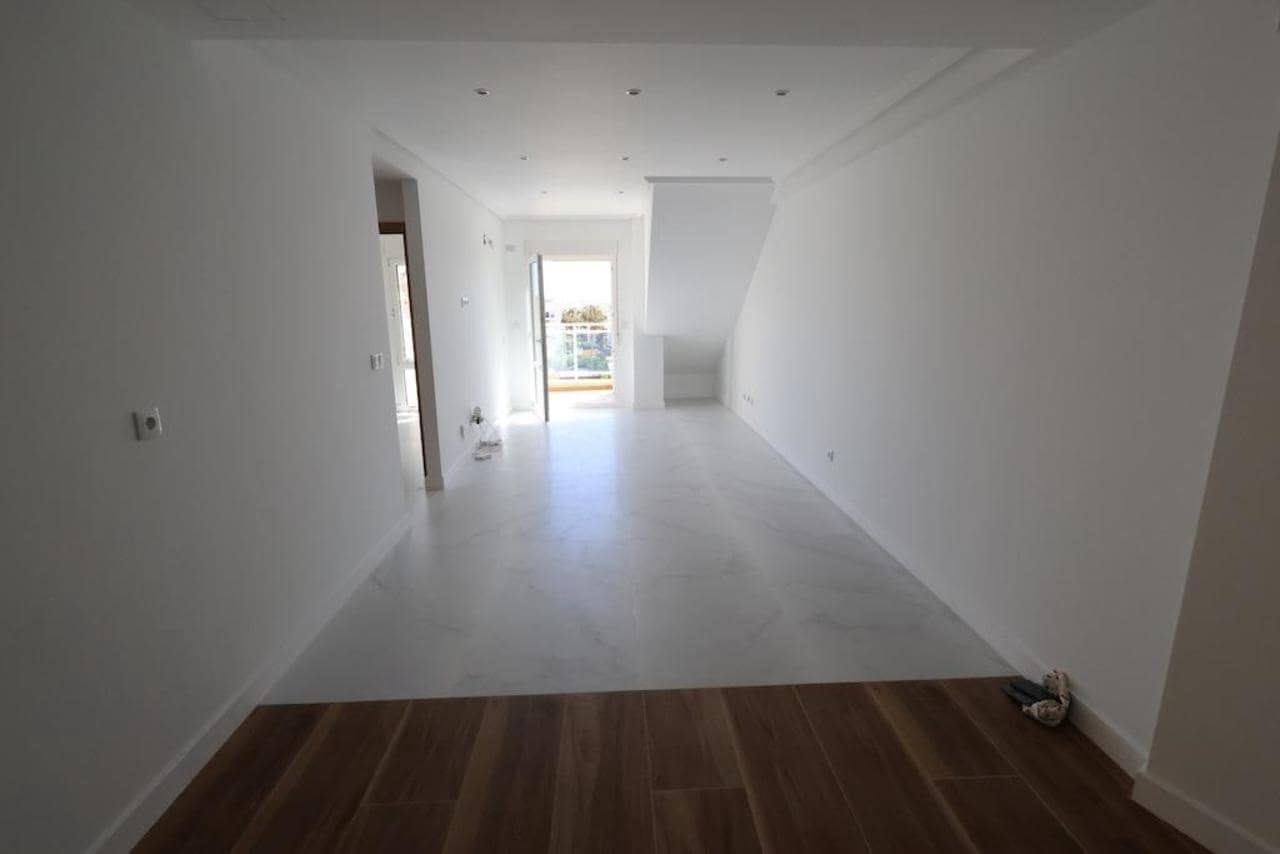 2 slaapkamer Penthouse te koop in Orihuela Costa met garage - € 239.000 (Ref: 9943402)