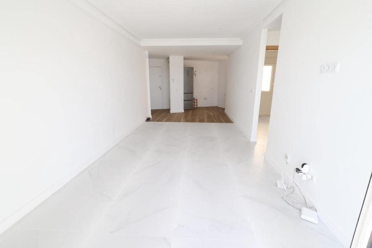 2 slaapkamer Penthouse te koop in Orihuela Costa met garage - € 239.000 (Ref: 9943402)