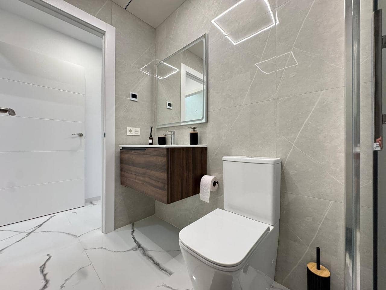 2 soverom Leilighet til salgs i Torrevieja - € 199 900 (Ref: 9943911)