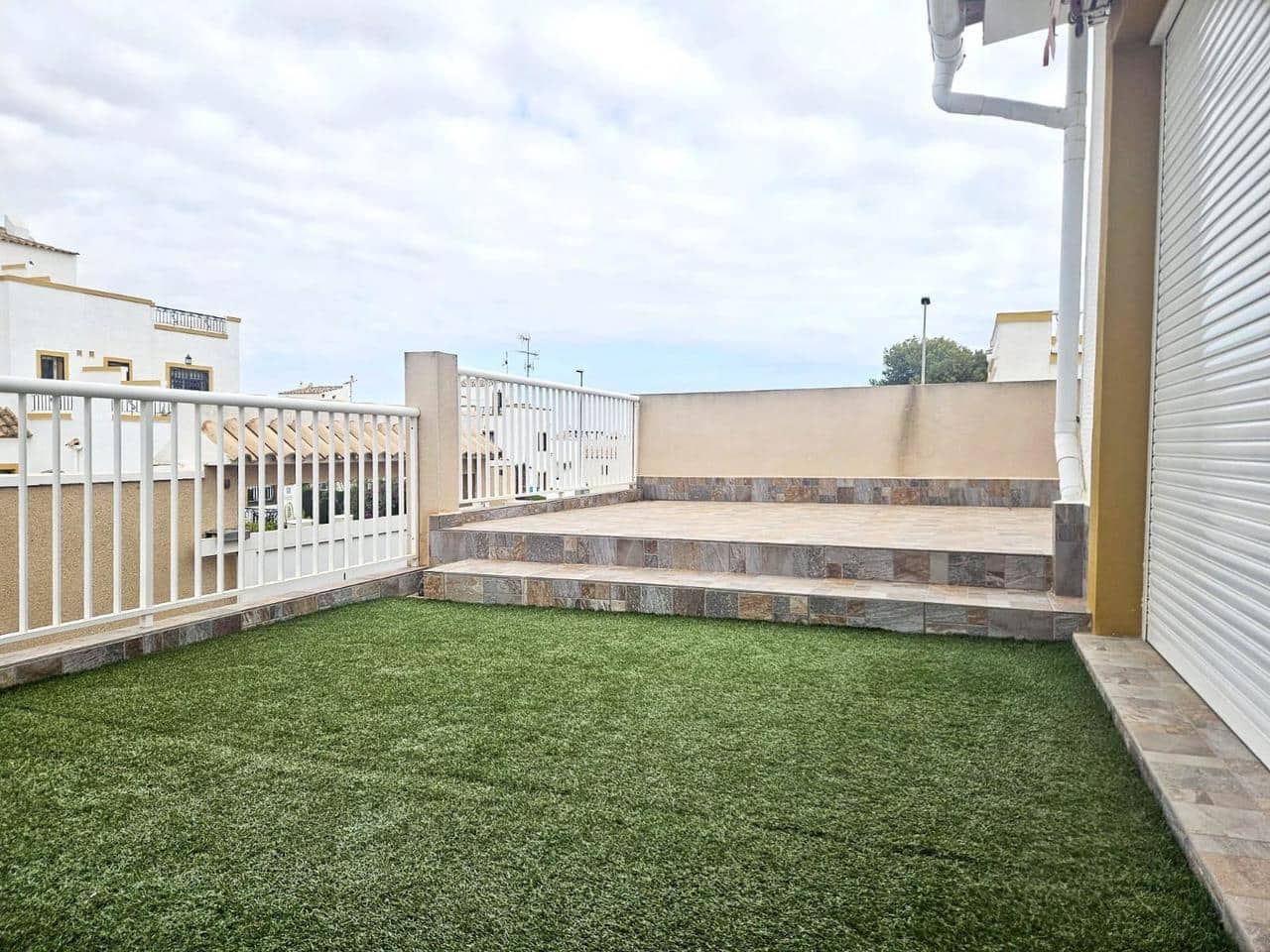 6 Zimmer Haus zu verkaufen in Orihuela Costa mit Pool Garage - 280.000 € (Ref: 9943919)