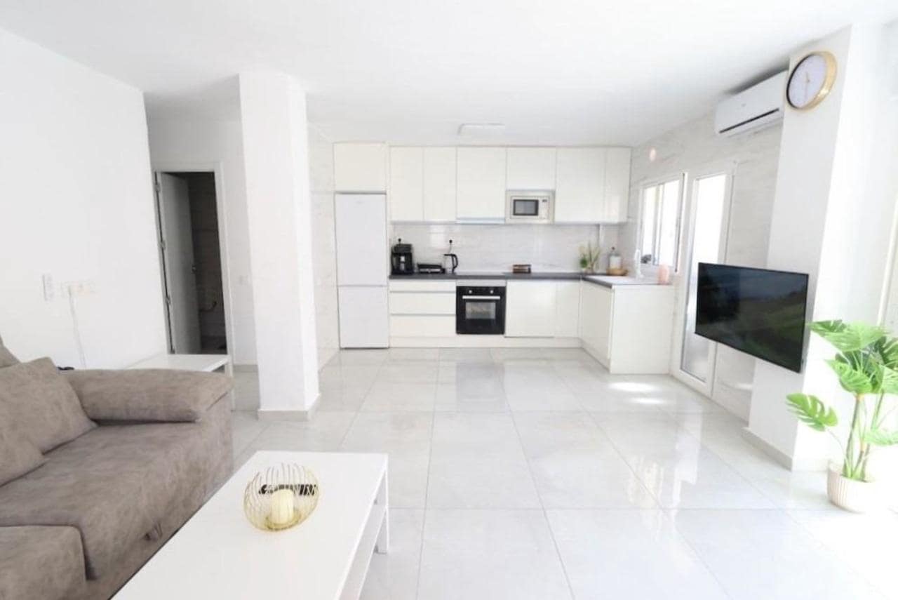 3 chambre Appartement à vendre à Torrevieja - 239 000 € (Ref: 9945316)