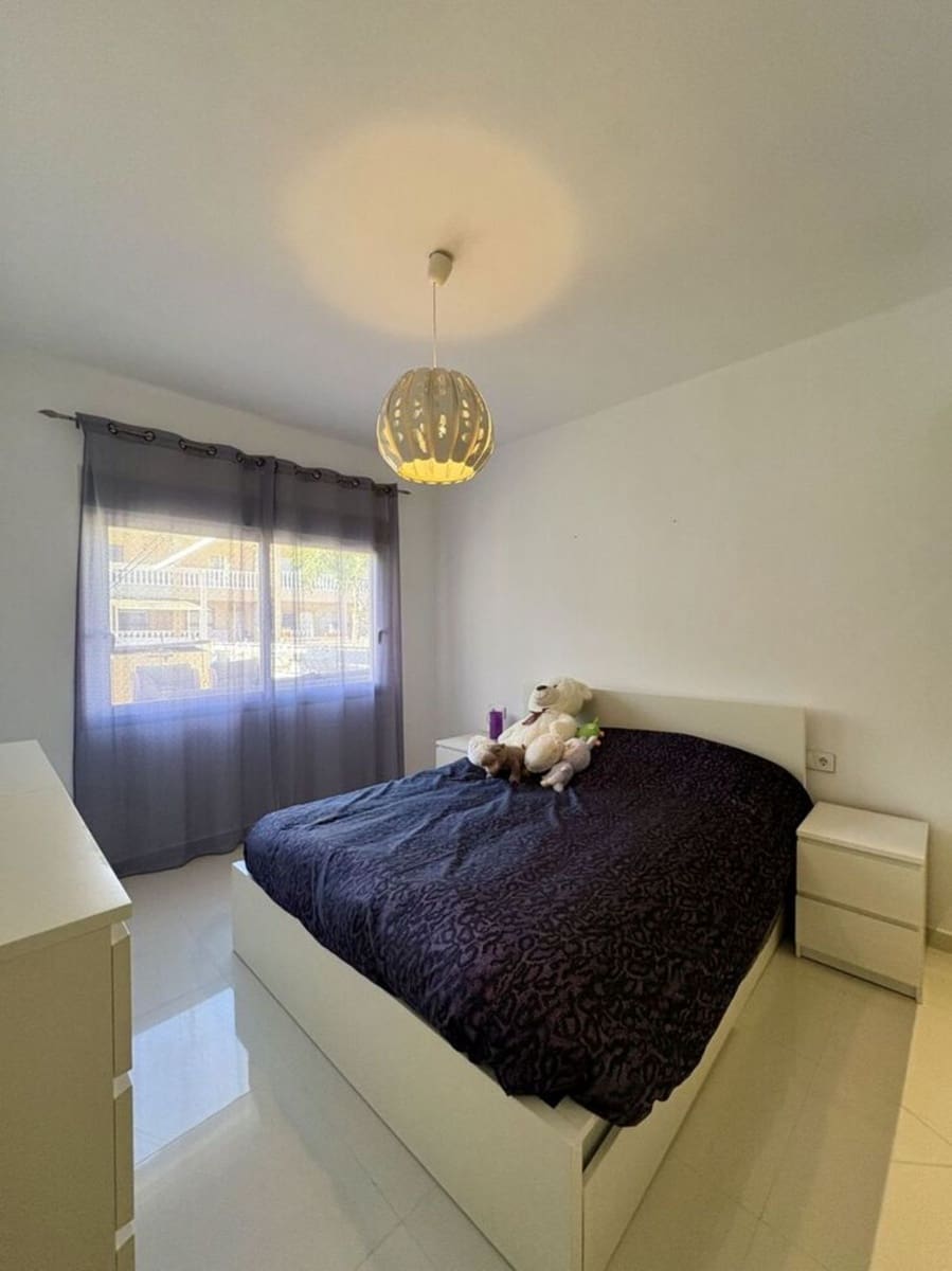 3 slaapkamer Appartement te koop in Guardamar del Segura met zwembad garage - € 250.000 (Ref: 9949317)