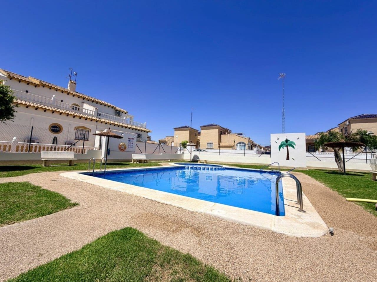3 sovrum Hus till salu i Orihuela Costa - 279 000 € (Ref: 9949319)