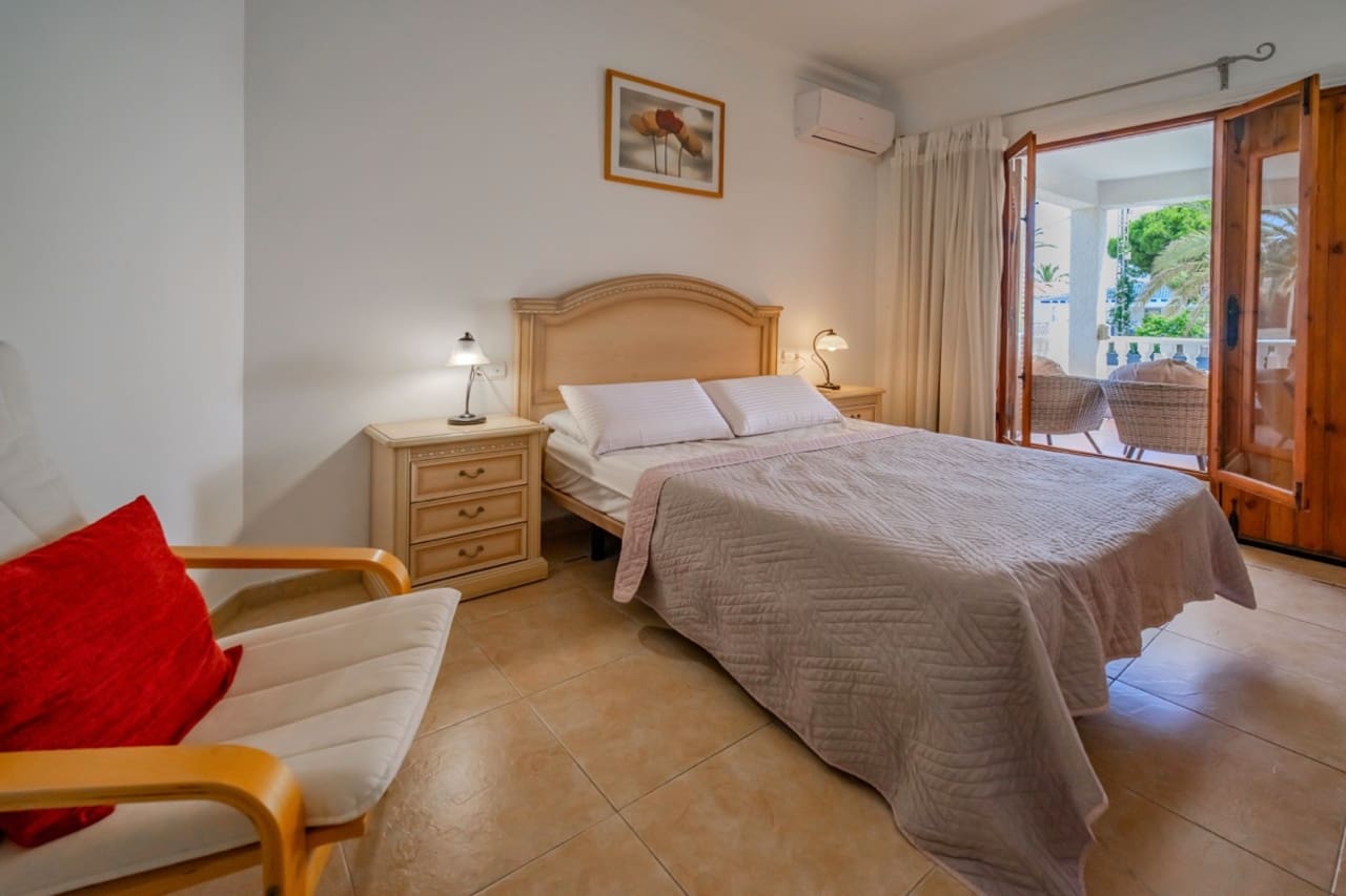 4 soverom Villa til salgs i Cabo Roig med svømmebasseng - € 2 500 000 (Ref: 9952013)