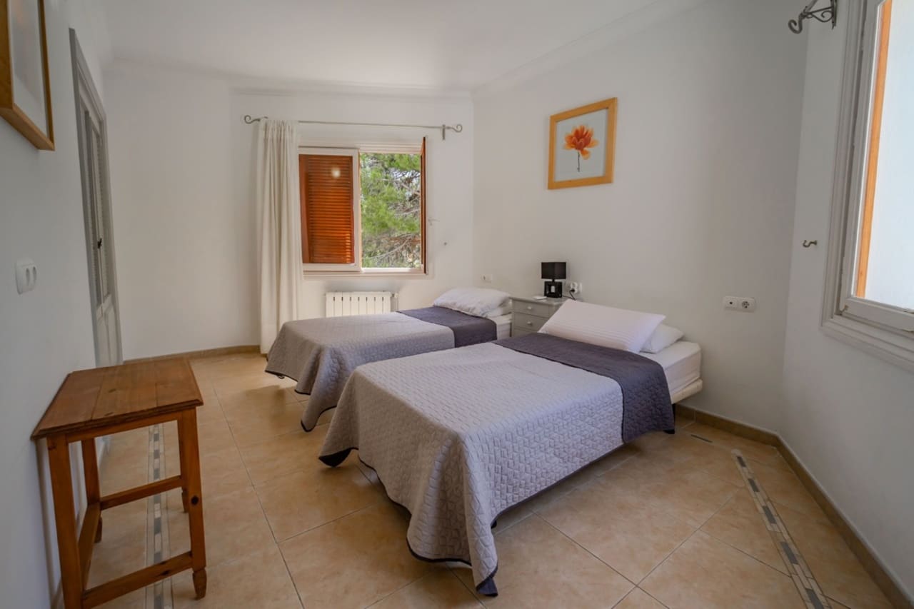 4 soveværelse Villa til salg i Cabo Roig med swimmingpool garage - € 2.500.000 (Ref: 9952013)