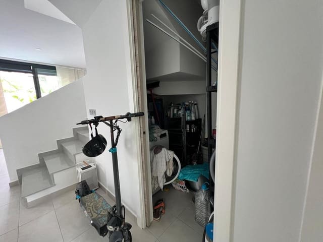 3 Zimmer Villa zu verkaufen in Dehesa de Campoamor, Orihuela - 395.000 € (Ref: 9952020)