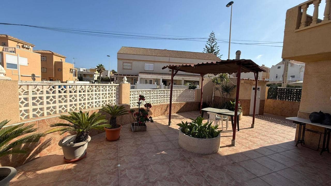 3 soverom Leilighet til salgs i Torrevieja med svømmebasseng - € 315 000 (Ref: 9952021)