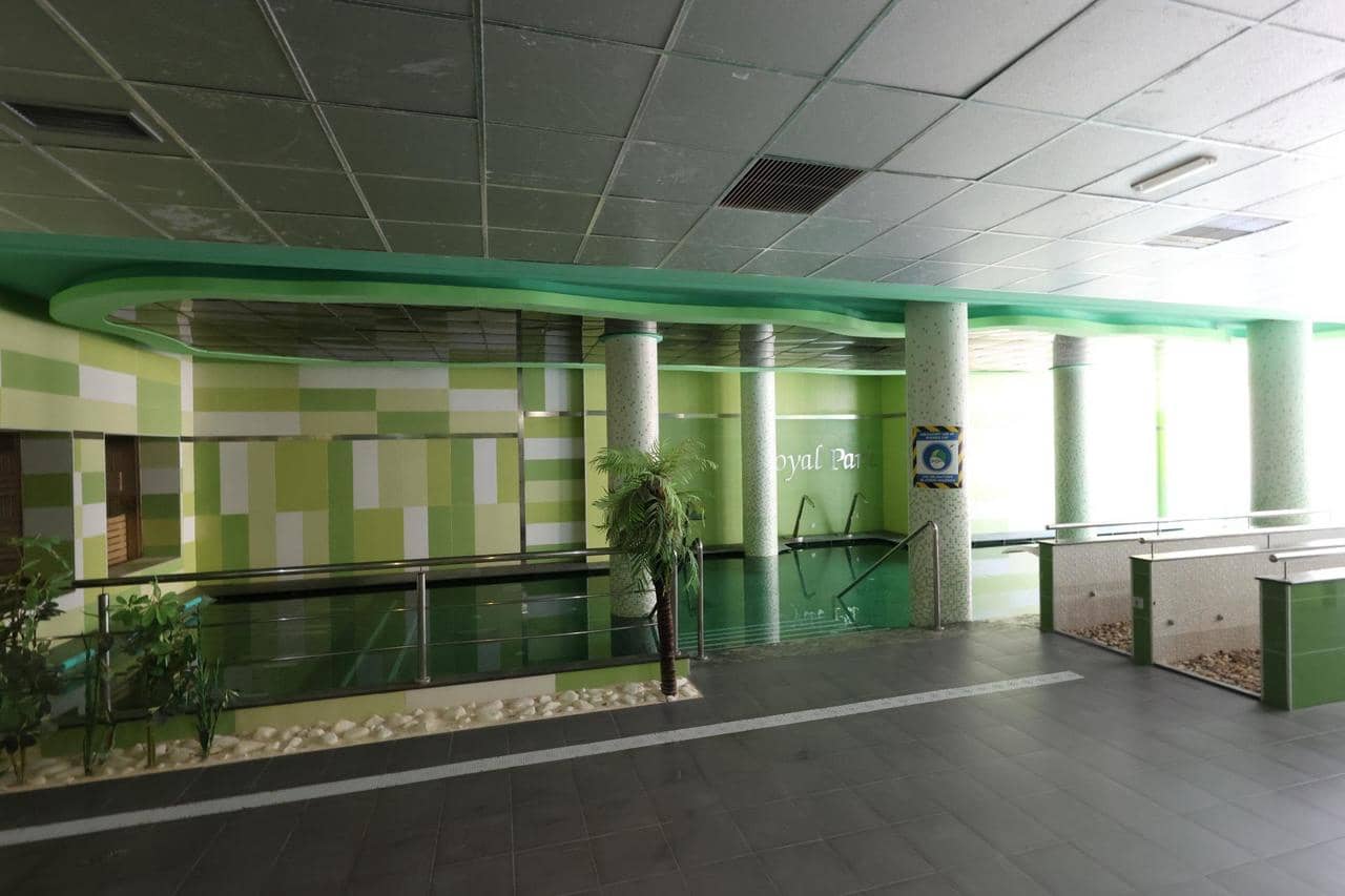 2 sypialnia Apartament na sprzedaż w Orihuela Costa z basenem garażem - 220 000 € (Ref: 9952025)
