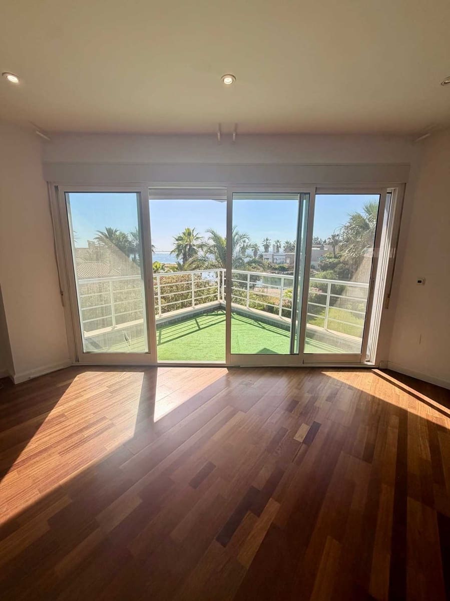 5 sovrum Villa till salu i La Manga del Mar Menor - 685 000 € (Ref: 9953811)