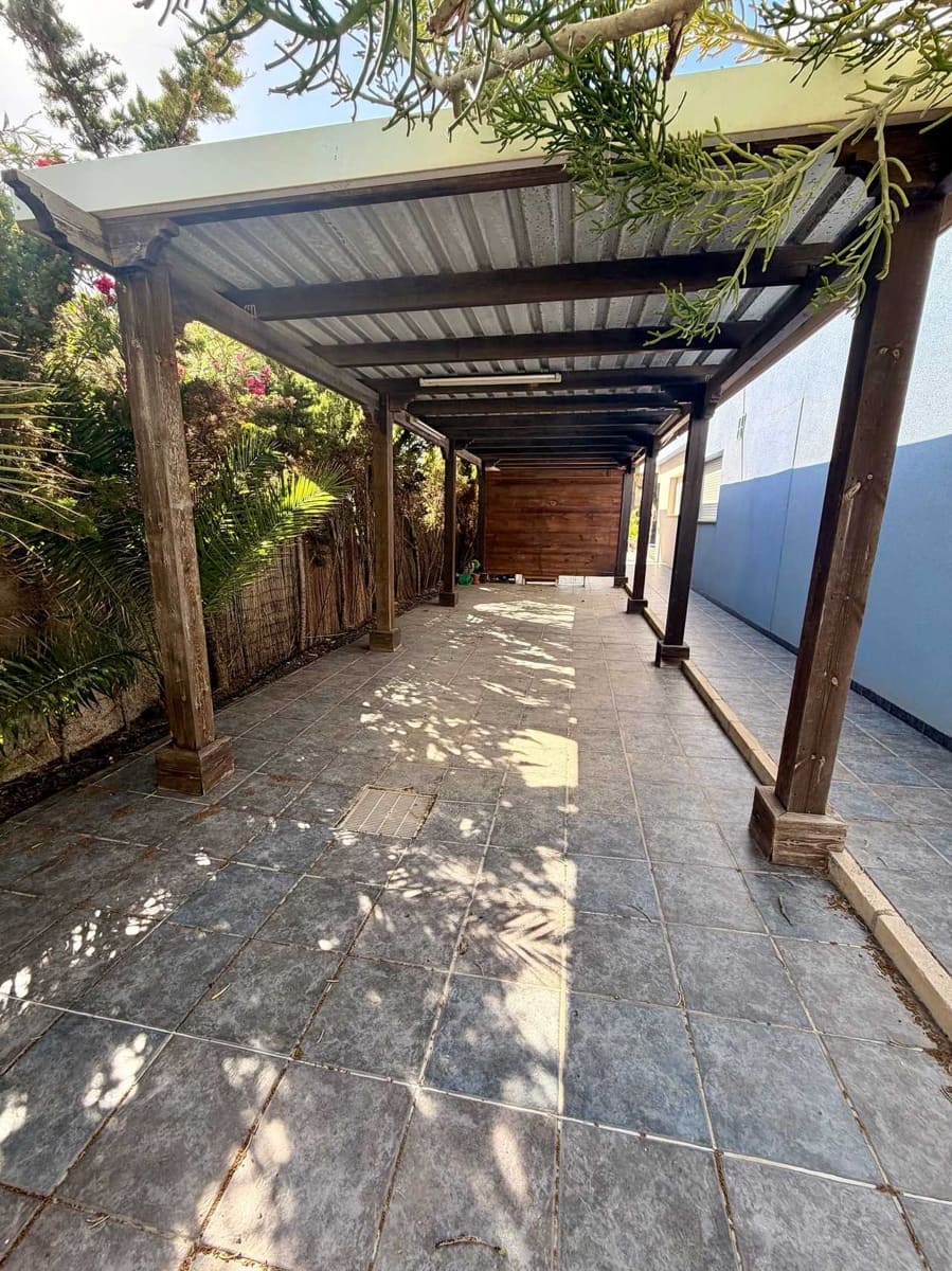 5 sovrum Villa till salu i La Manga del Mar Menor - 685 000 € (Ref: 9953811)
