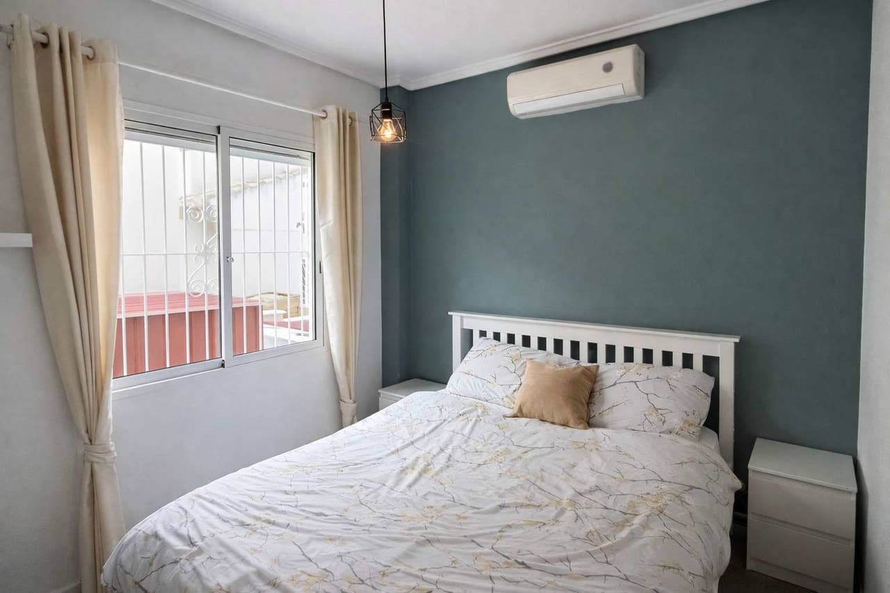 2 Zimmer Villa zu verkaufen in Rojales - 205.000 € (Ref: 9953813)