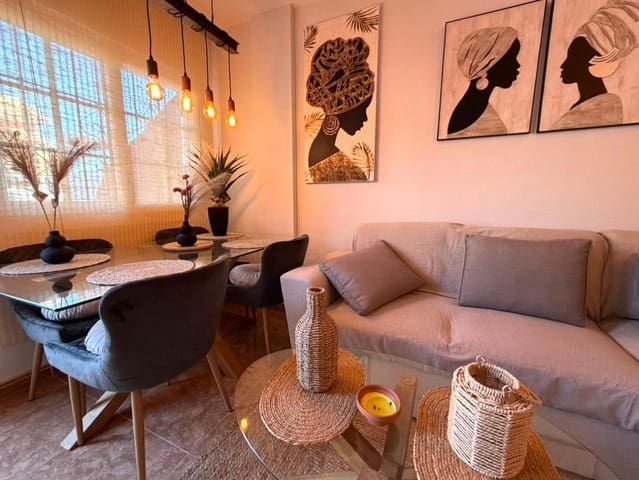 3 Zimmer Villa zu verkaufen in Dehesa de Campoamor, Orihuela mit Pool - 299.900 € (Ref: 9953817)
