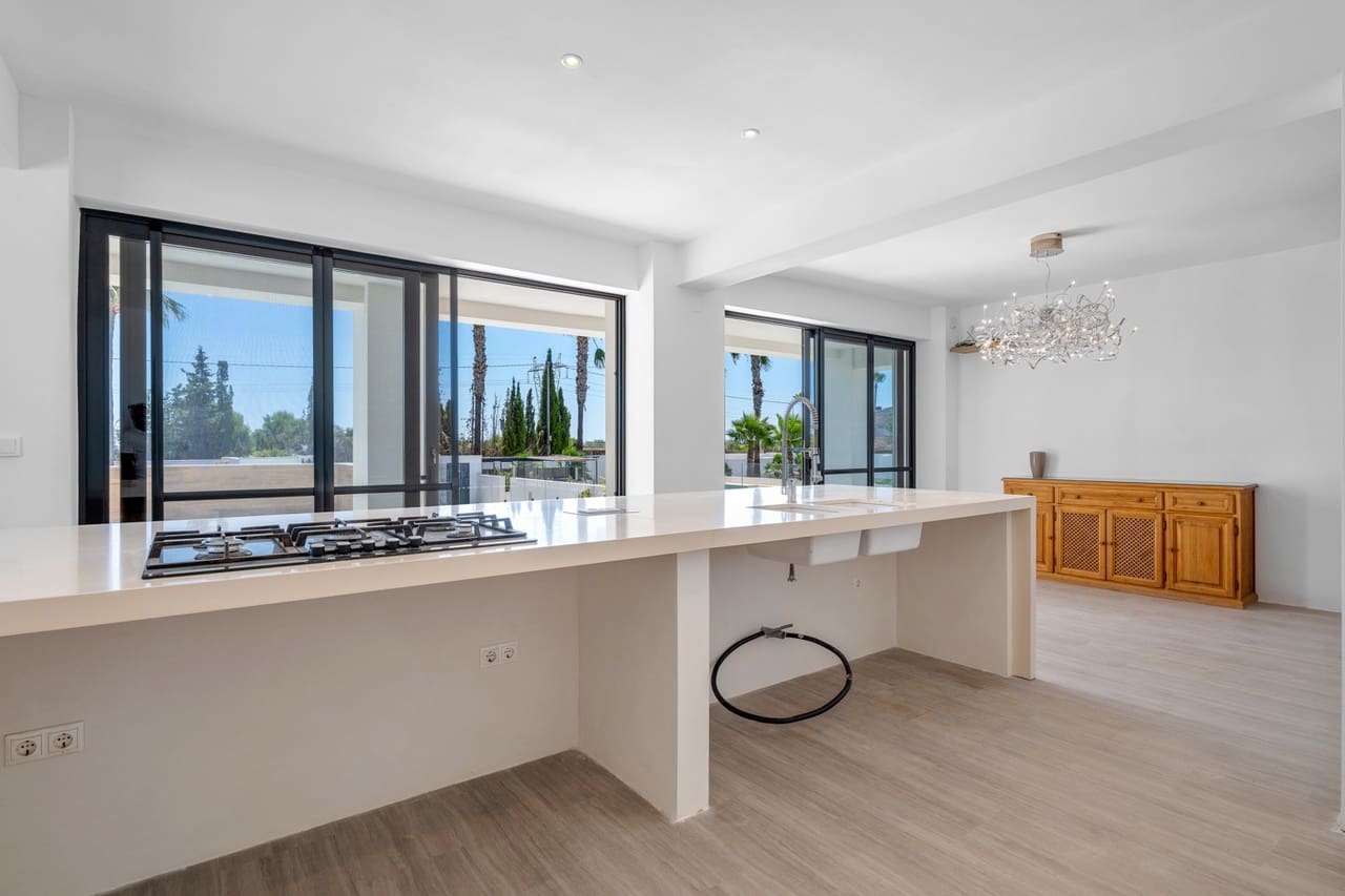 8 quarto Quinta/Casa Rural para venda em Los Montesinos com piscina garagem - 1 400 000 € (Ref: 9953834)