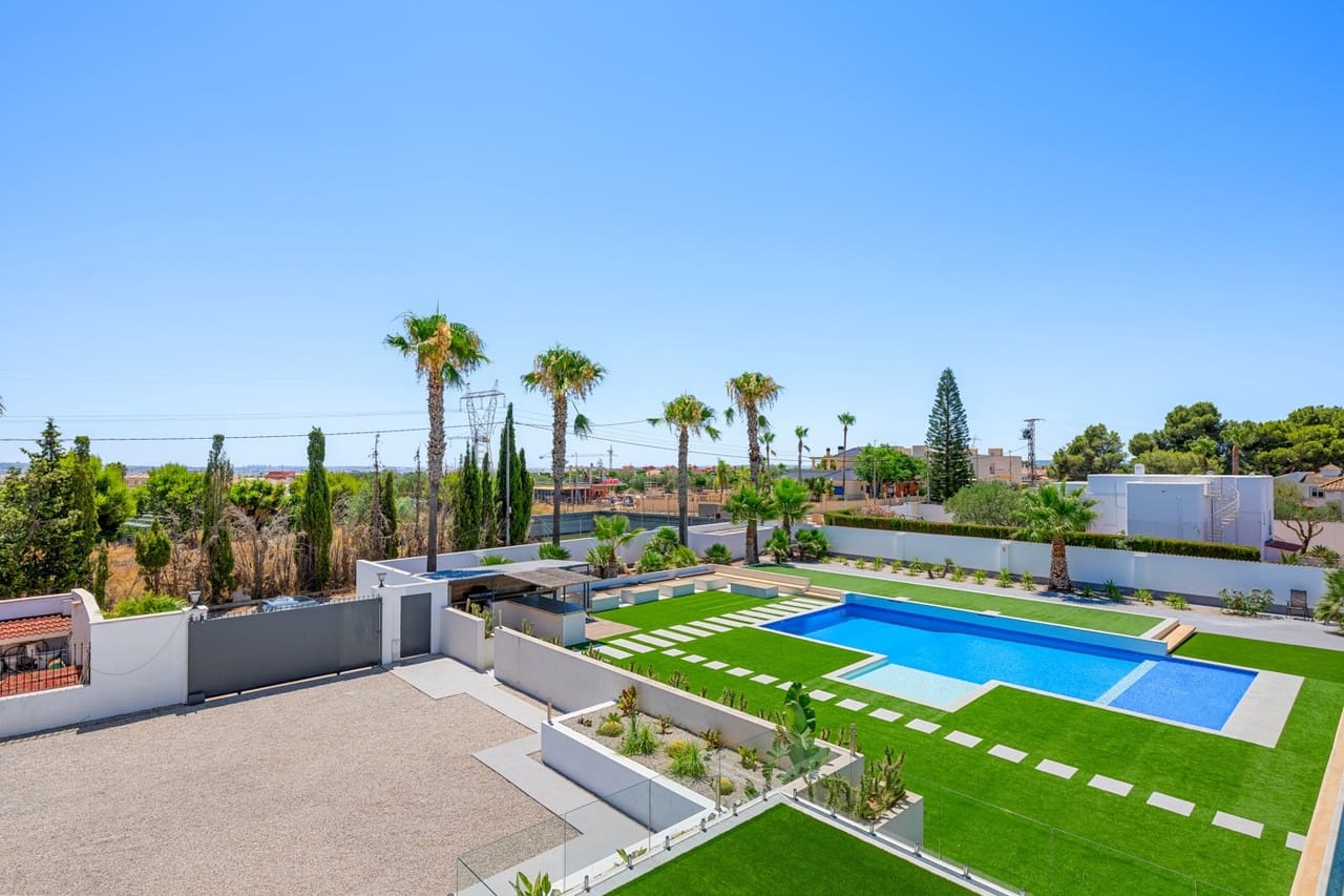8 quarto Quinta/Casa Rural para venda em Los Montesinos com piscina garagem - 1 400 000 € (Ref: 9953834)