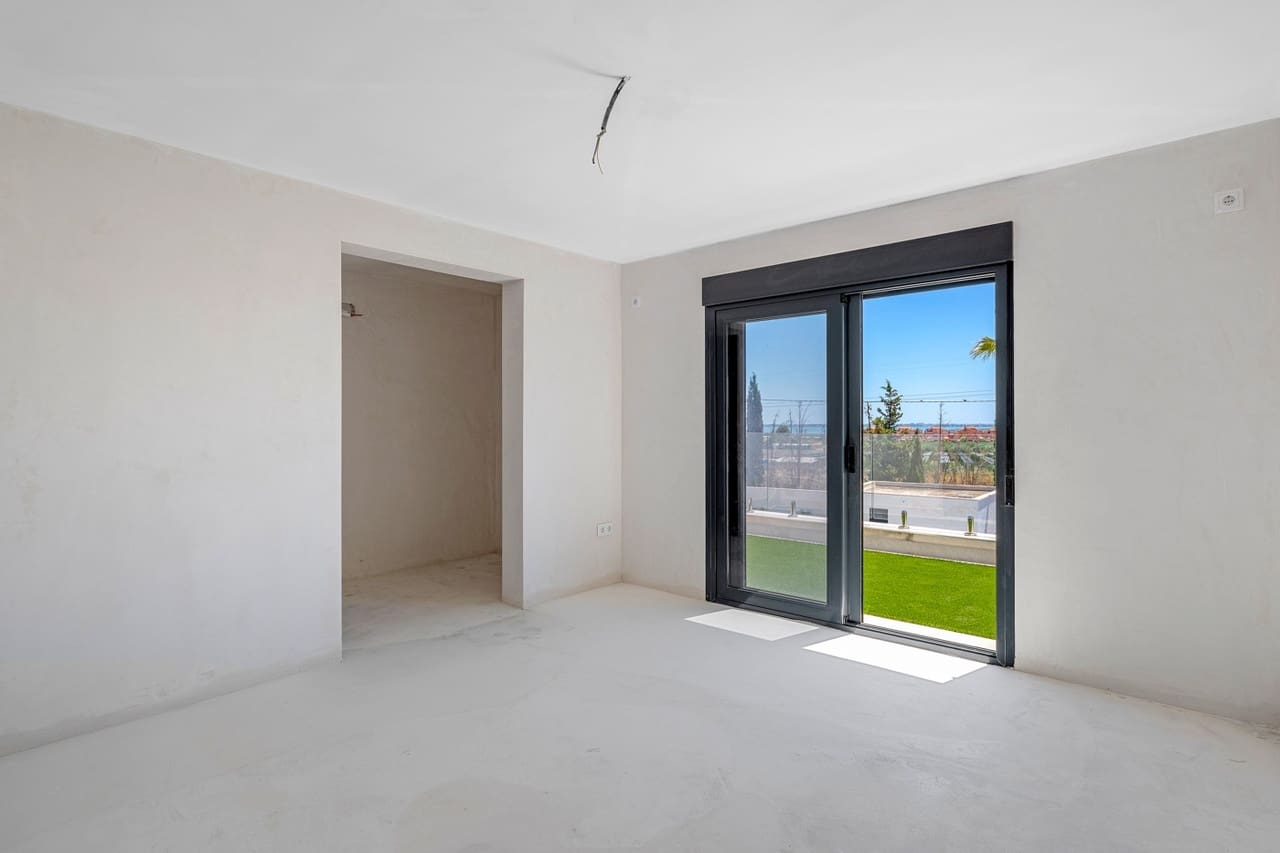 8 quarto Quinta/Casa Rural para venda em Los Montesinos com piscina garagem - 1 400 000 € (Ref: 9953834)