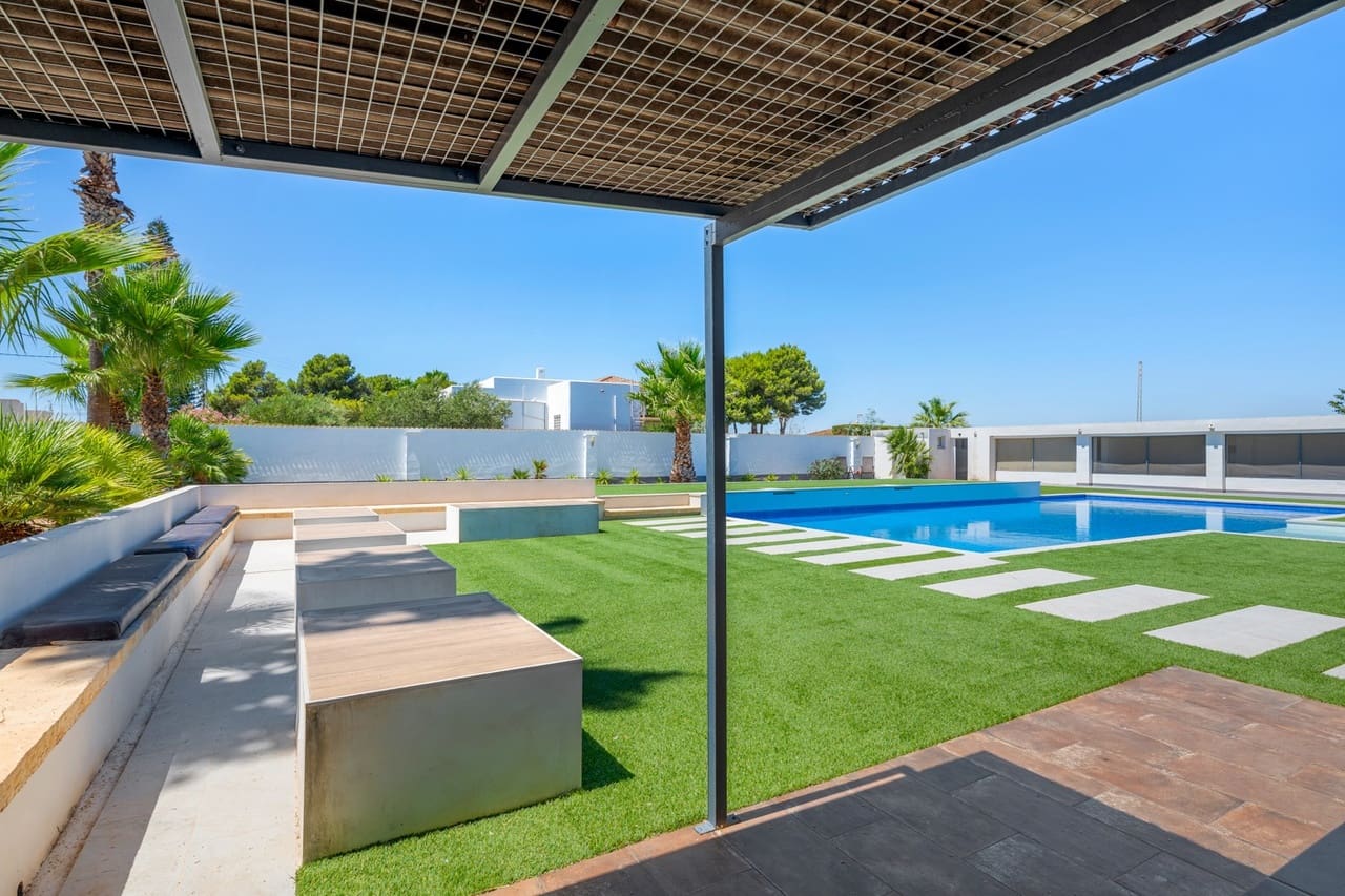 8 quarto Quinta/Casa Rural para venda em Los Montesinos com piscina garagem - 1 400 000 € (Ref: 9953834)