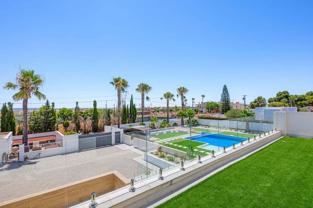 8 quarto Quinta/Casa Rural para venda em Los Montesinos com piscina garagem - 1 400 000 € (Ref: 9953834)