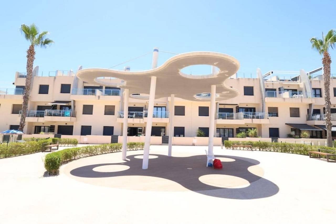 Apartamento de 2 habitaciones en Pilar de la Horadada en venta con piscina - 259.500 € (Ref: 9954823)