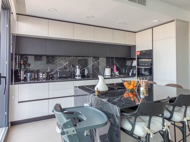3 soverom Leilighet til salgs i Zona Pueblo, Guardamar del Segura med garasje - € 549 499 (Ref: 9955699)