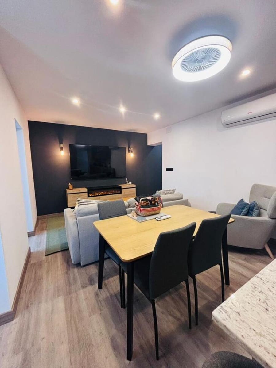 4 bedroom Townhouse for sale in San Miguel de Salinas - € 180,000 (Ref: 9962237)
