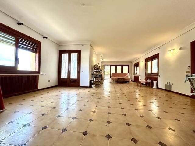 Chalet de 4 habitaciones en Santiago de la Ribera, San Javier en venta con piscina garaje - 950.000 € (Ref: 9964809)