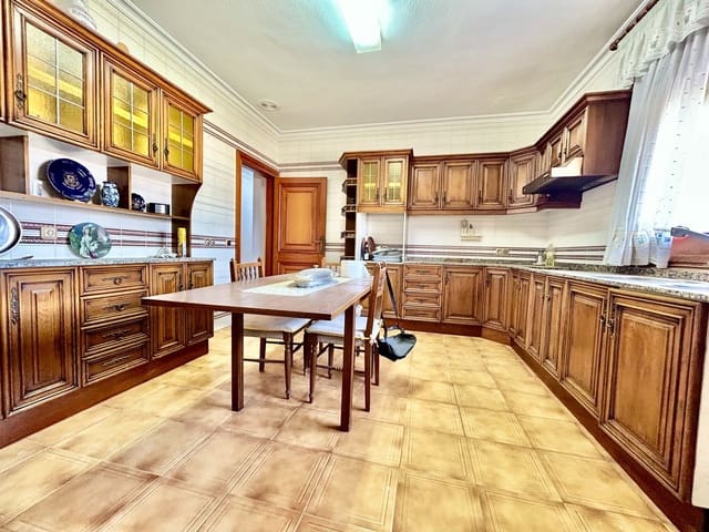 Chalet de 4 habitaciones en Santiago de la Ribera, San Javier en venta con piscina garaje - 950.000 € (Ref: 9964809)