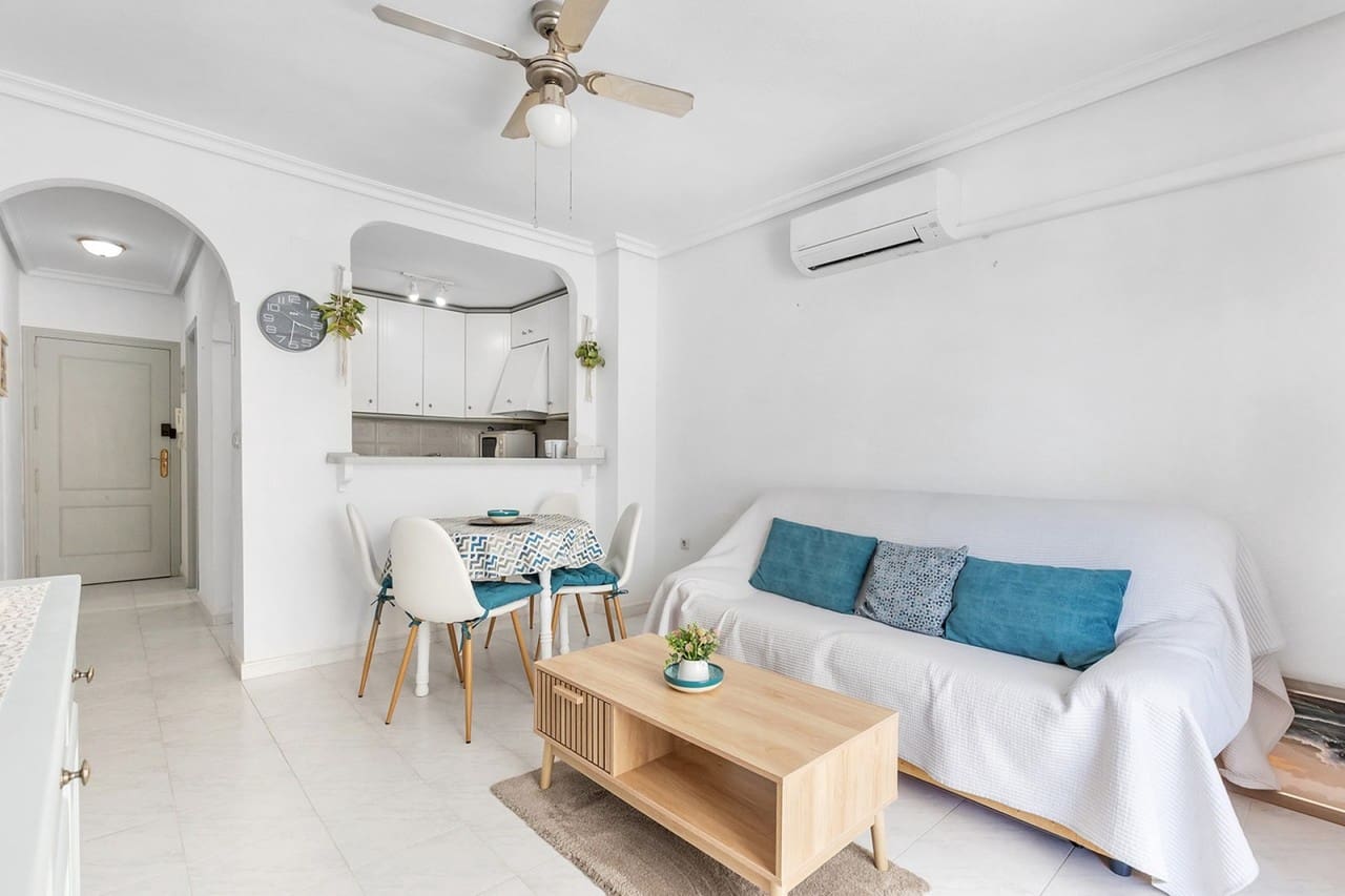 2 bedroom Apartment for sale in La Mata - € 199,500 (Ref: 9964810)