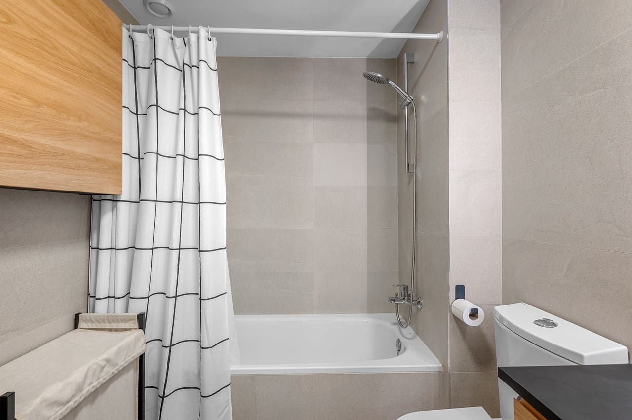 2 bedroom Apartment for sale in El Campello with pool garage - € 380,000 (Ref: 9964811)