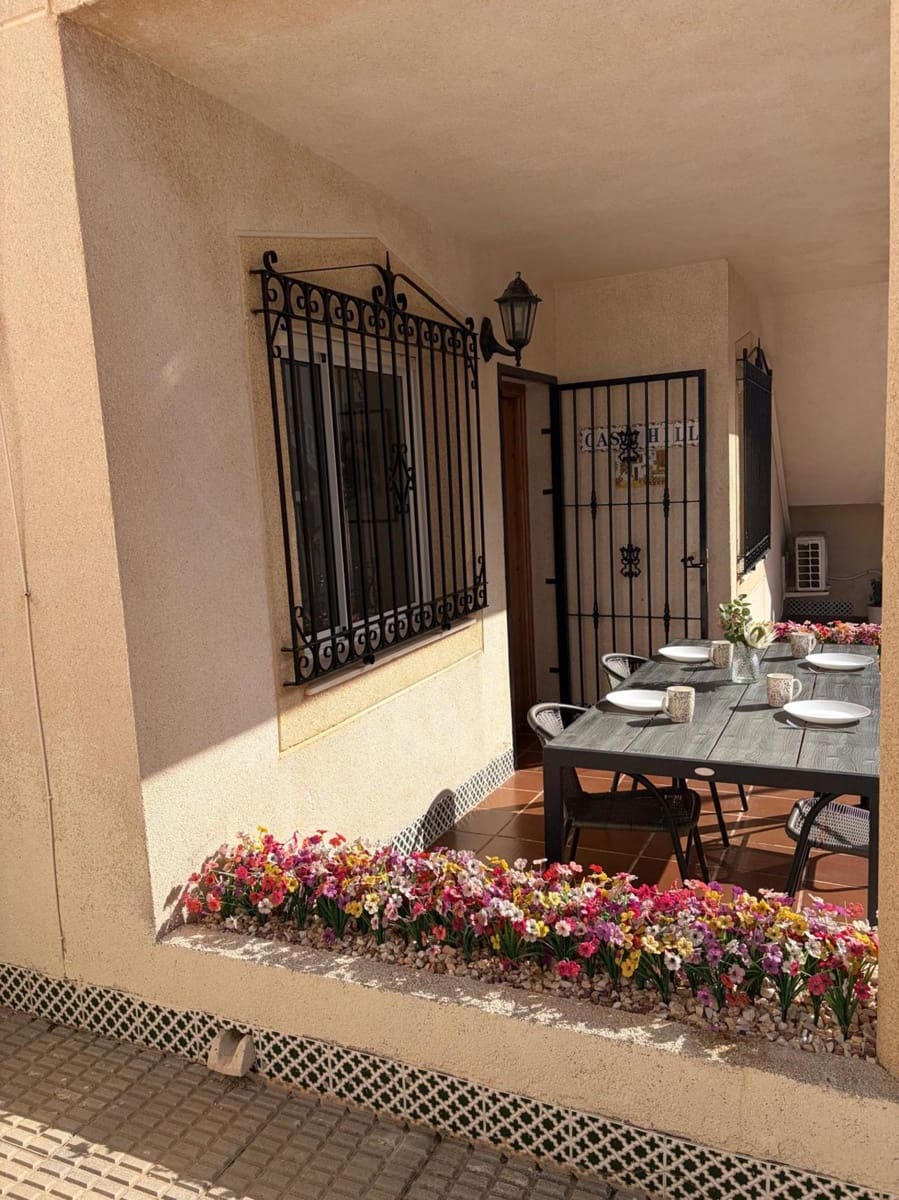 2 soverom Leilighet til salgs i La Zenia med svømmebasseng - € 199 999 (Ref: 9967287)