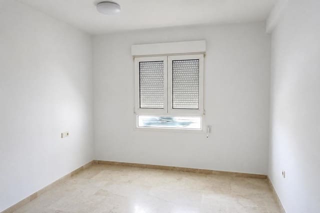 2 slaapkamer Appartement te koop in Dehesa de Campoamor, Orihuela - € 199.900 (Ref: 9968103)