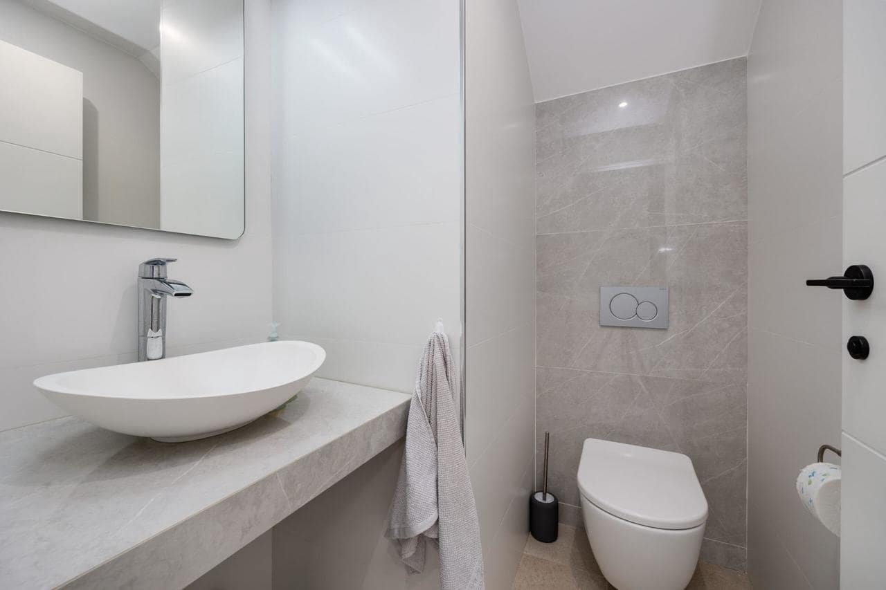 3 bedroom Villa for sale in Guardamar del Segura with pool garage - € 450,000 (Ref: 9968104)