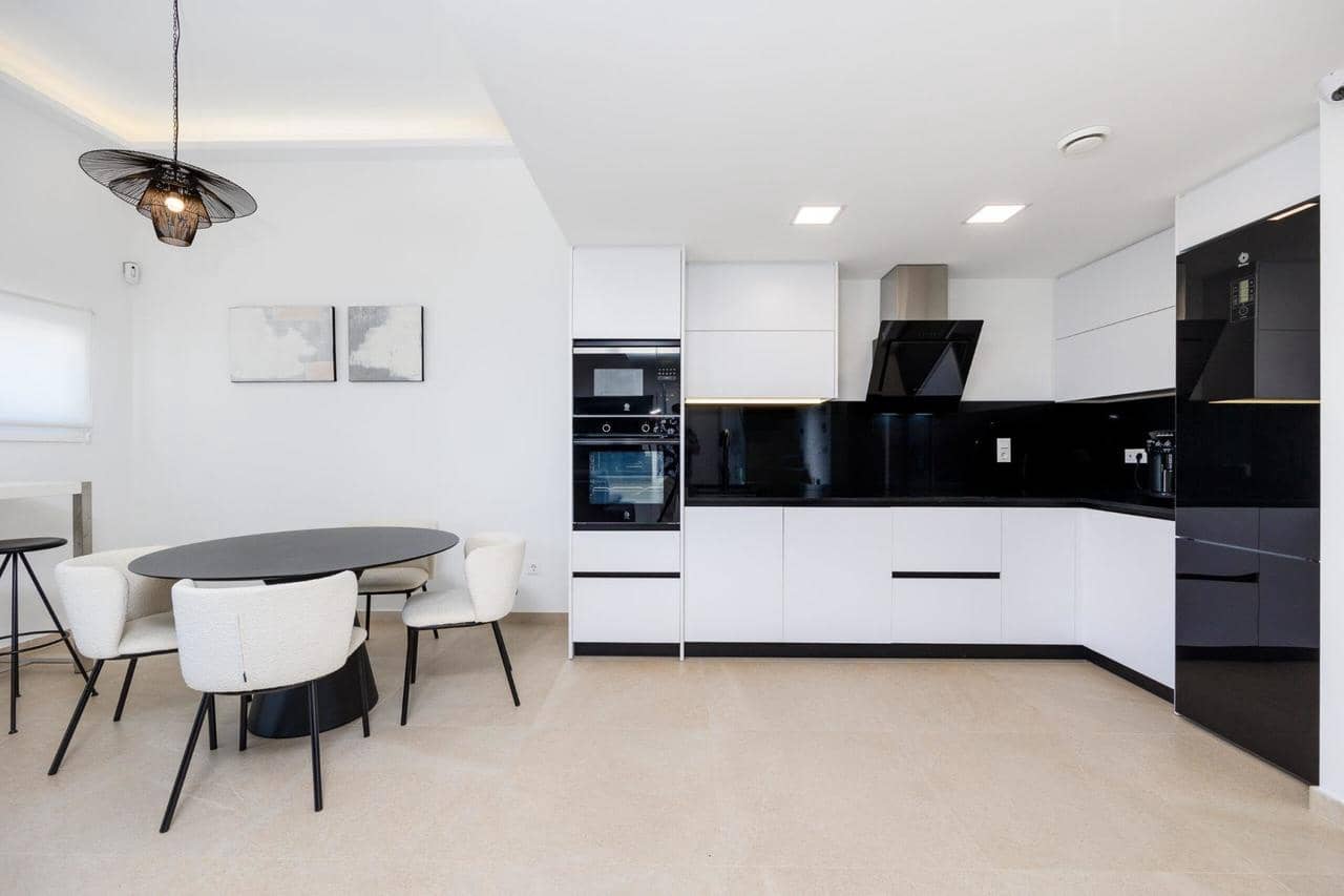 3 bedroom Villa for sale in Guardamar del Segura with pool garage - € 450,000 (Ref: 9968104)
