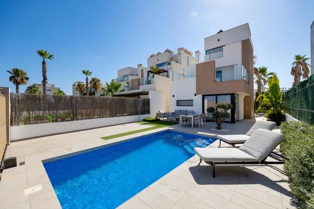 Chalet de 3 habitaciones en Zona Pueblo, Guardamar del Segura en venta con piscina garaje - 450.000 € (Ref: 9968104)