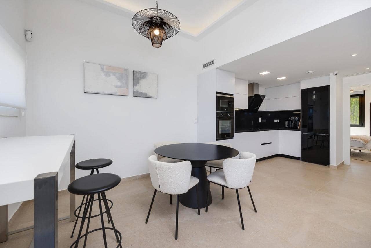 3 bedroom Villa for sale in Guardamar del Segura with pool garage - € 450,000 (Ref: 9968104)