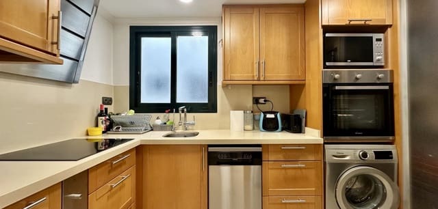 2 soveværelse Lejlighed til salg i Zona Pueblo, Guardamar del Segura med garage - € 319.000 (Ref: 9972924)