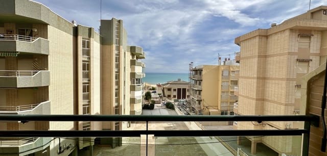 2 soveværelse Lejlighed til salg i Zona Pueblo, Guardamar del Segura med garage - € 319.000 (Ref: 9972924)