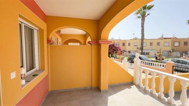 2 sypialnia Dom na sprzedaż w Dehesa de Campoamor, Orihuela z basenem garażem - 255 000 € (Ref: 9972926)