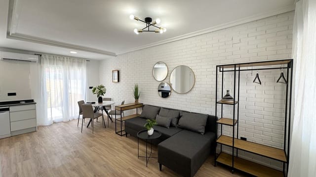 2 sypialnia Dom na sprzedaż w Dehesa de Campoamor, Orihuela z basenem garażem - 255 000 € (Ref: 9972926)