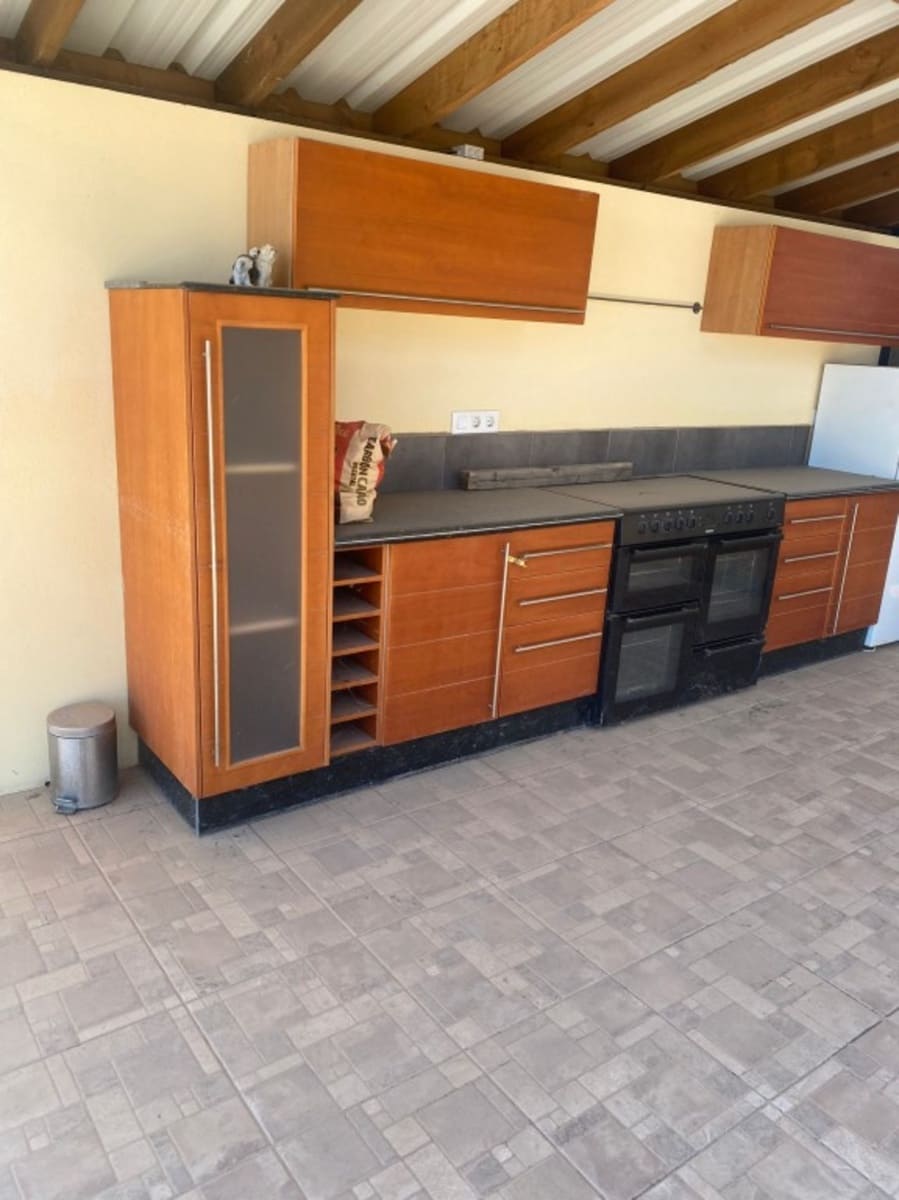 4 bedroom Villa for sale in Urcal with pool - € 440,000 (Ref: 9972927)