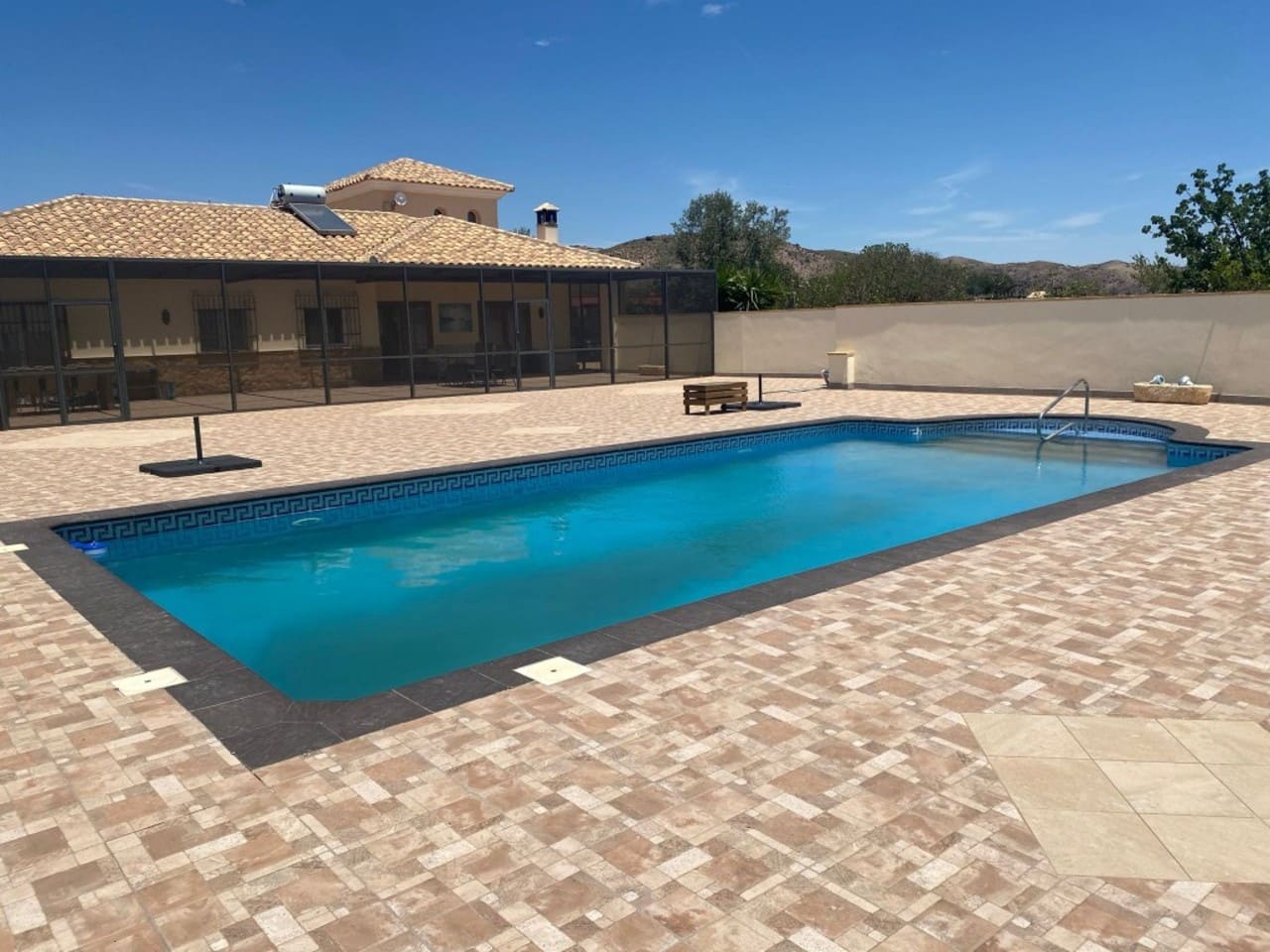 4 bedroom Villa for sale in Urcal with pool - € 440,000 (Ref: 9972927)