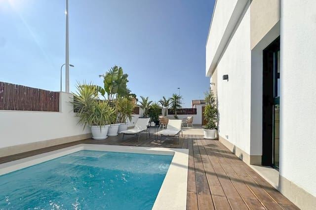 Chalet de 2 habitaciones en Santiago de la Ribera, San Javier en venta con piscina garaje - 499.000 € (Ref: 9972935)