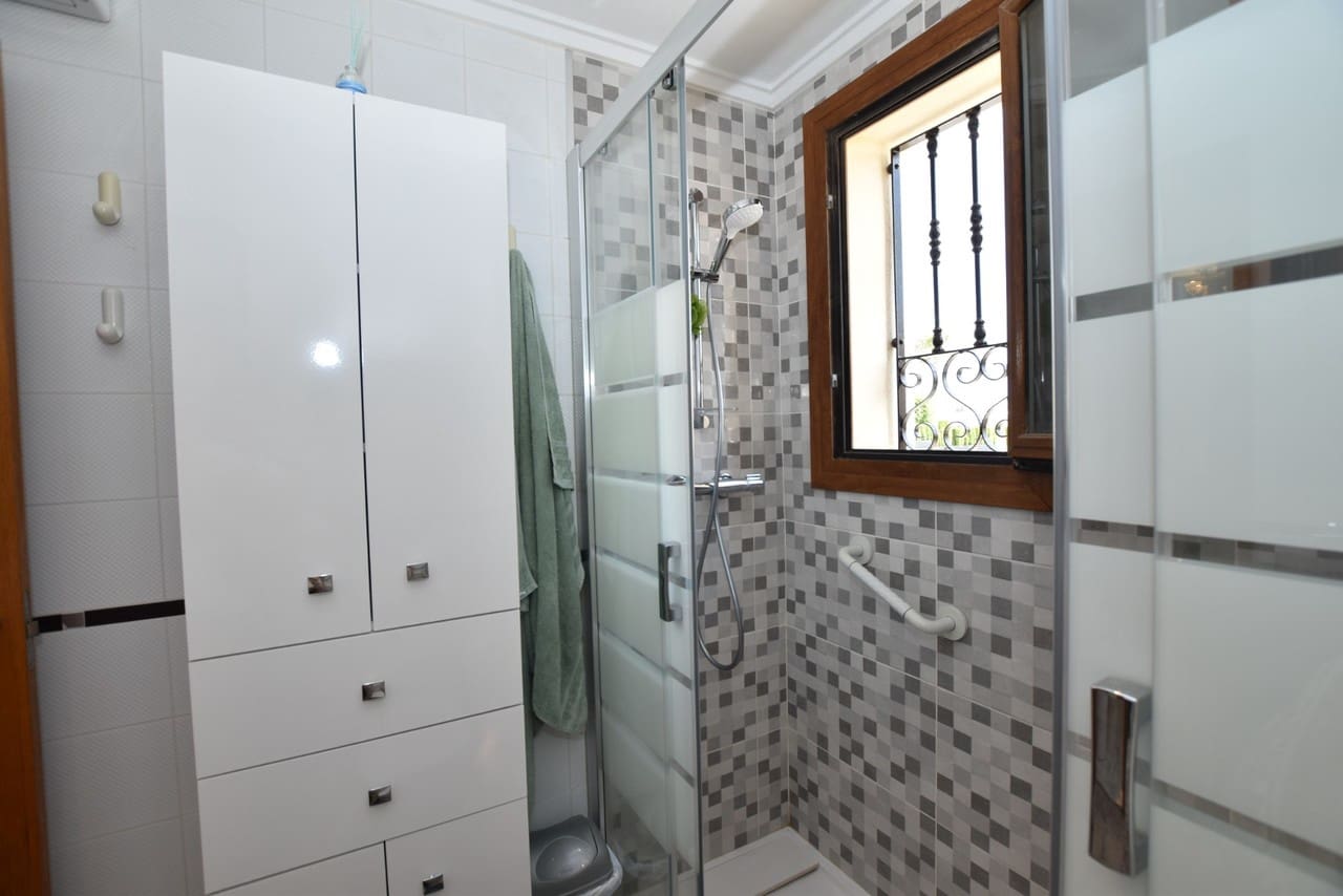 2 bedroom Apartment for sale in Algorfa - € 205,000 (Ref: 9974922)