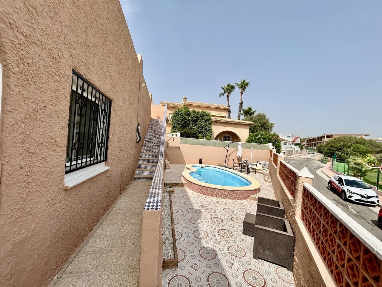 2 quarto Bungalow para venda em Villamartin - 205 000 € (Ref: 9974923)