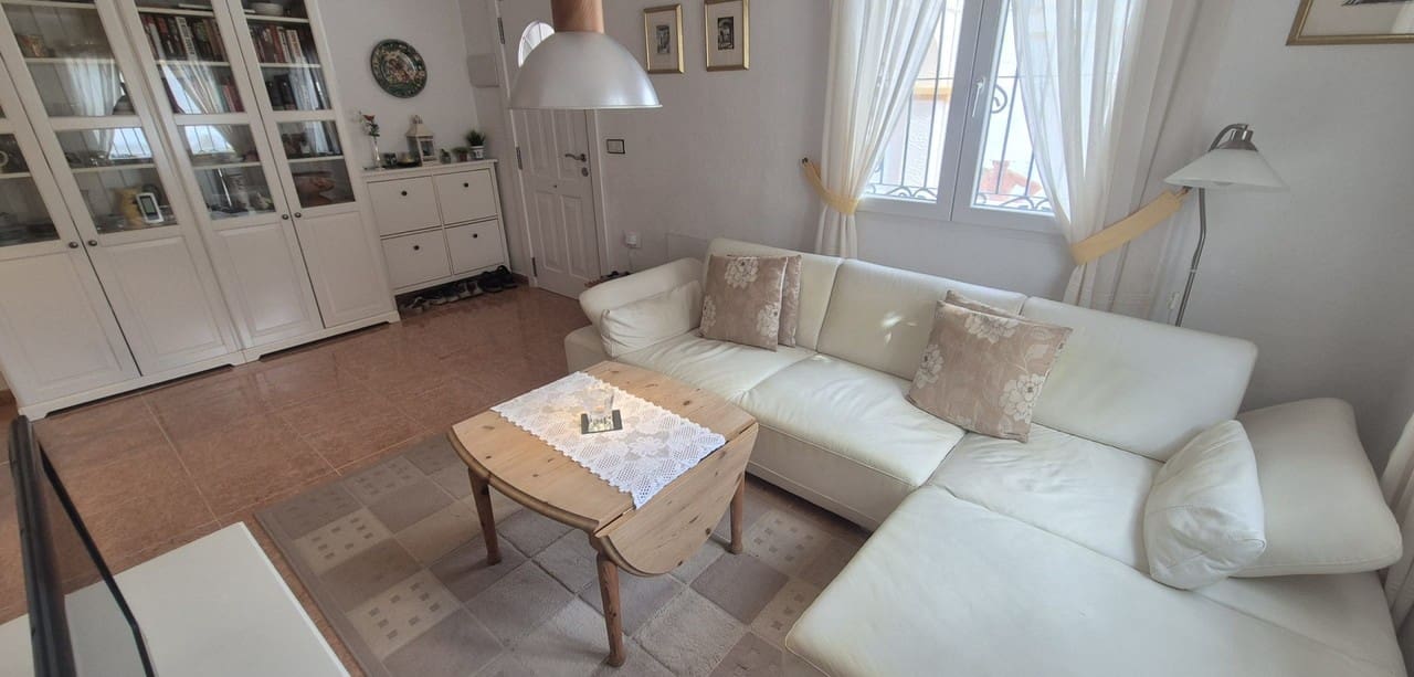 Casa de 3 habitaciones en Orihuela Costa en venta - 225.000 € (Ref: 9976860)