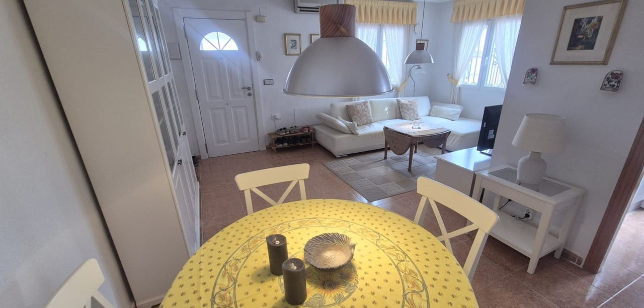 Casa de 3 habitaciones en Orihuela Costa en venta - 225.000 € (Ref: 9976860)