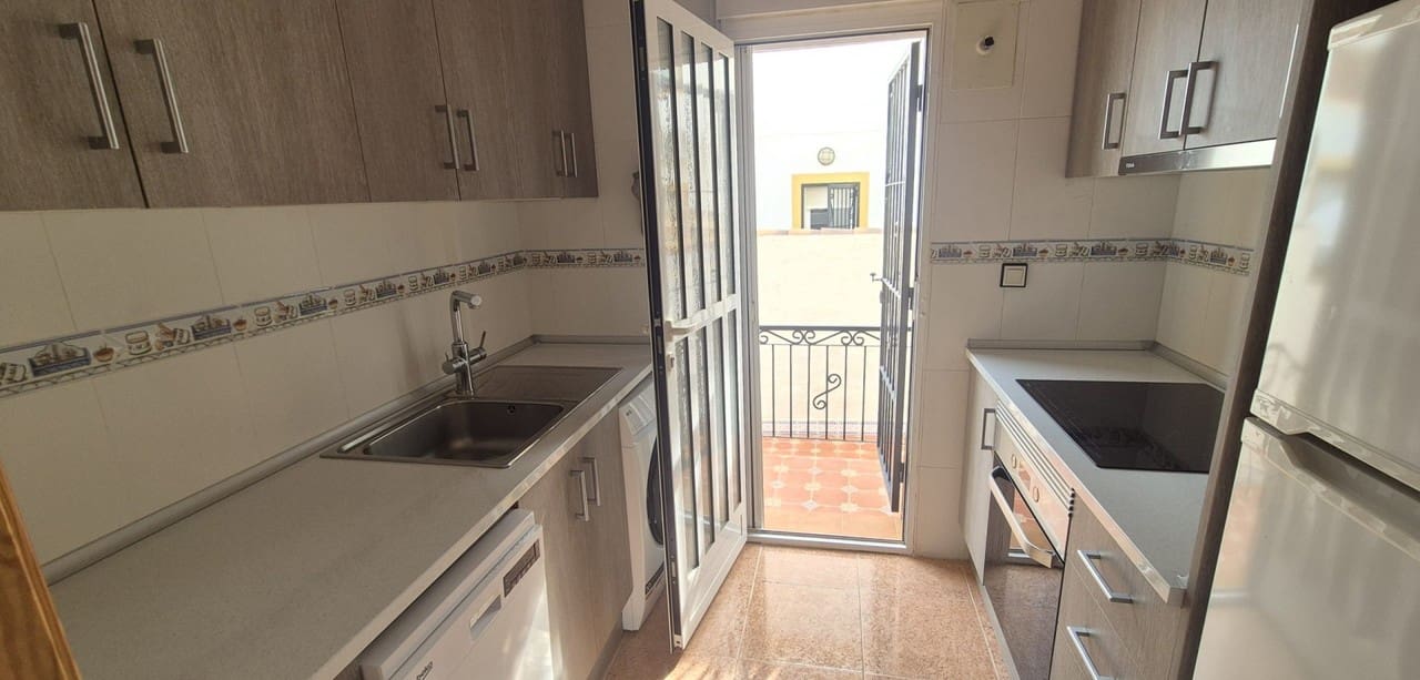 Casa de 3 habitaciones en Orihuela Costa en venta - 225.000 € (Ref: 9976860)