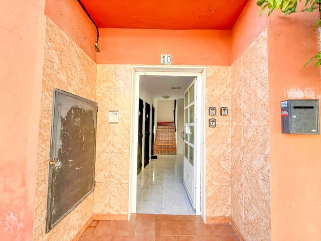 5 soverom Leilighet til salgs i San Miguel de Salinas med garasje - € 269 999 (Ref: 9978425)