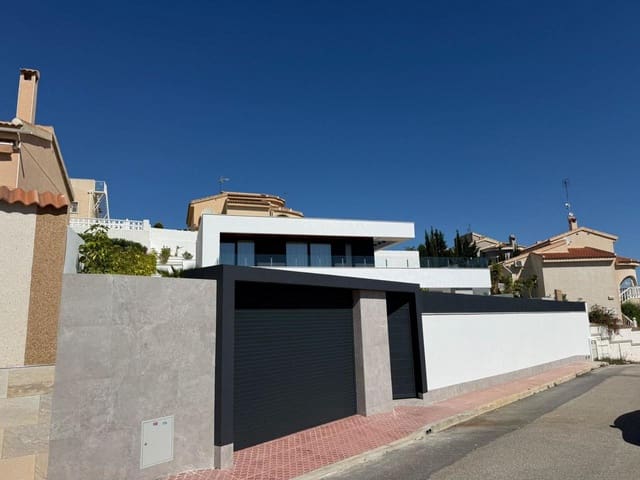 4 soveværelse Villa til salg i Ciudad Quesada, Rojales med swimmingpool - € 1.150.000 (Ref: 9978426)